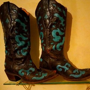 Women's boots
